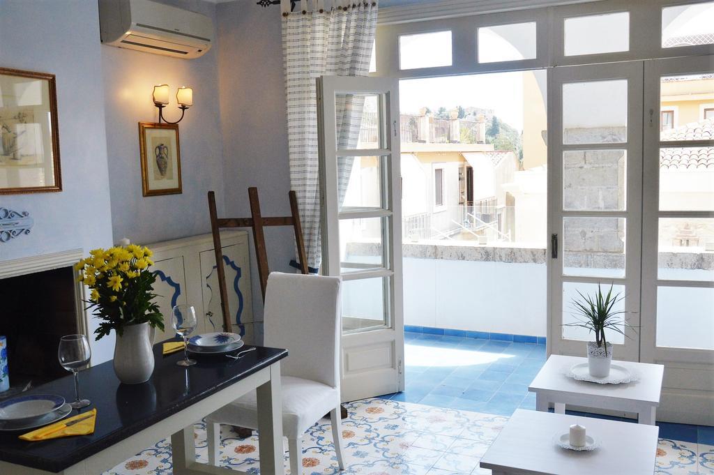 L'Atelier Del Pittore Apartment Таорміна Екстер'єр фото